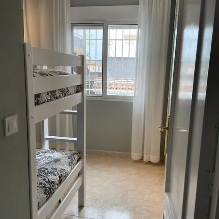 Vakantiehuis With Large Roof Terrace Near La Mata *