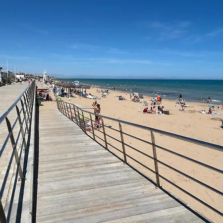 With Large Roof Terrace Near La Mata 펜션