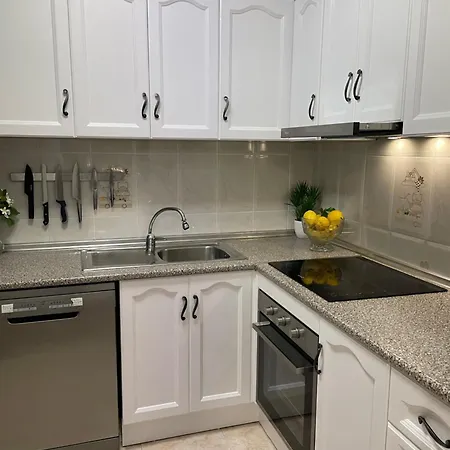 別荘 With Large Roof Terrace Near La Mata